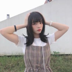 -时尚殿堂明星门店