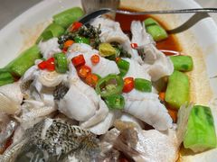 特色鲜花椒淋鲈鱼-简·东山小厨(东山口店)