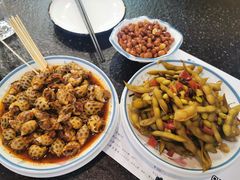 -三妹小龙虾·黄油蟹(华侨城总店)