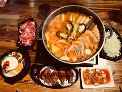 -辛明堂洞韩式芝士年糕火锅(万达店)