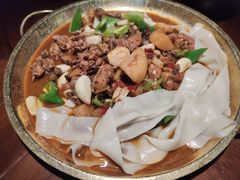 新疆大盘鸡-楼兰新疆主题餐厅(悠方店)