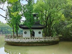 -汇龙潭