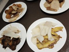 -天宜隆蘑菇宴火锅(石景山旗舰店)