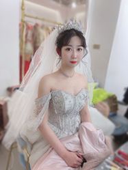 -艾米丽婚纱礼服