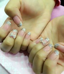 -吉吉靓甲美睫