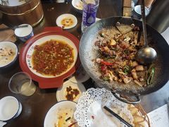 -富正毅三下锅·湘西韵味(天门山索道店)