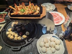 -七甲山烤肉(长白山奇石山珍根艺一条街店)