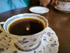 -Café Monson