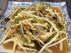 毛草根炒肉丝-老味道1992(武当山店)