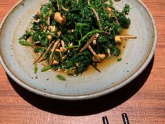 青年拌菜-青年公社烤鸭(宝杨宝龙广场店)