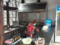 -茅老太臭豆腐