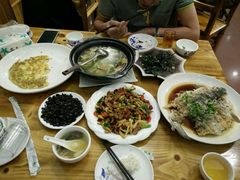 -下梅人家土菜馆(历史文化餐厅度假区店)