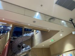 -奈尔宝·儿童乐园·亲子餐厅(前滩店)