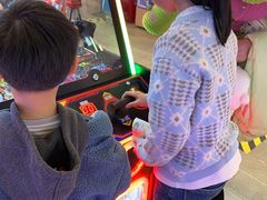 -爱玩嘉年华(合川财富广场店)