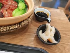 -煲仔皇腊味煲仔饭(经四万达店)