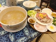 -桥香园云南过桥米线(金马碧鸡店)