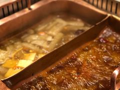 -老牌坊云南鱼豆花火锅(爱建店)