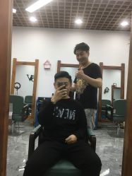 -V8潮牌·接发烫染连锁