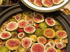 无花果脆皮鸡煲-吴秋芳鸡煲(江南西店)