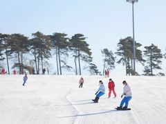 -棋盘山冰雪大世界