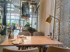 -红樱桃·欢乐餐厅(太原里店)