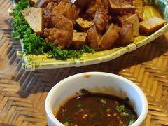 -傣家寨花园主题餐厅