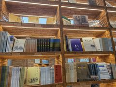 -新华书店(龙头路店)
