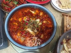 -鲁小三·大骨自助(金山总店)