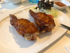 鲜虾胶酿脆皮鸡翅-港丽餐厅(高德置地店)