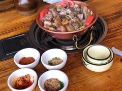 -阿婆情腊排骨火锅(金虹路店)