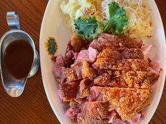 烤肘子-普兰达德国餐厅·德式脆皮烤猪肘·自酿啤酒(观唐店)