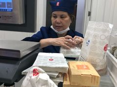 -上海哈尔滨食品厂(淮海中路店)