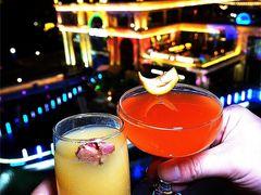 -Tipsy Bar•屋顶露台酒吧&水烟吧