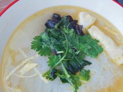 -小杨生煎(成山巴黎春天店)