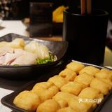 吃火锅怎么能少了帝王蟹呢，来这里满足你对海鲜的所有挑剔～