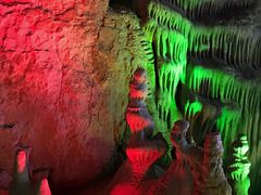 -泰安地下龙宫景区