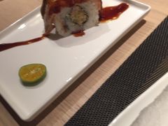 -余欢领鲜火锅(新街口店)
