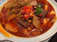 辣辣大肠锅-Colourful Yunnan Box Hill 彩云南·彩铺子