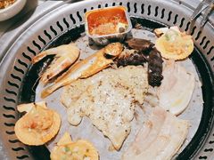 -犇放和牛烤肉·烤榴莲自助(苏宁城市奥莱店)