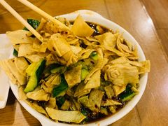 -三鞭一花·独一处·元英砂锅(海光寺店)