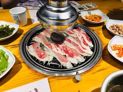 -唯成•韩国炭火烤肉 유성고기