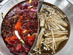 -湘力力小院·鱼汤泡饭(枫林路店)