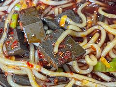 -伟伟羊杂馆
