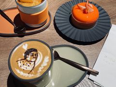 拿铁-潮一不贰·法式甜品·生日蛋糕·西式简餐(外滩店)