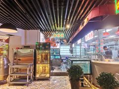 -鸿通城购物中心