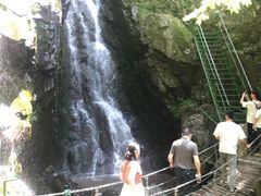 -藏龙百瀑风景区