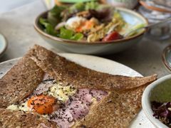 鸡蛋蘑菇熏肉荞麦可丽饼-RAC BAR(安福路店)