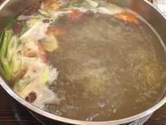 -乡土黄·鲜牛肉火锅·小龙虾(兴业街店)