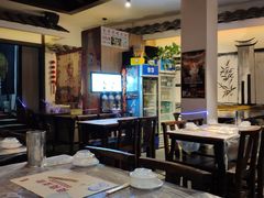 大堂-亮亮烧烤(万松园店)