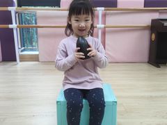 -小荧星艺校(大宁分校)